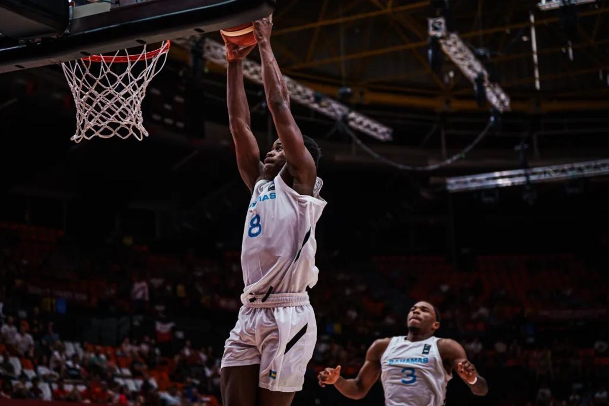 Edgecombe Jr. dio un recital ante Polonia, en una cómoda victoria de Bahamas