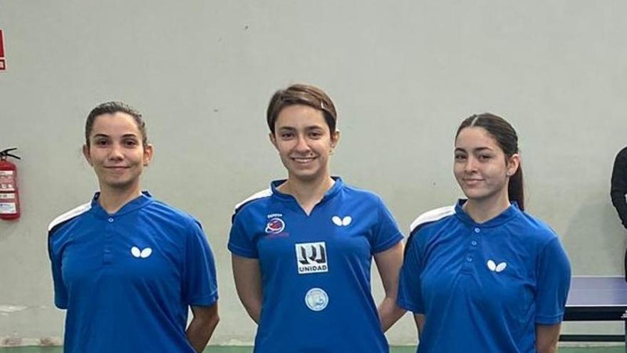 Los femeninos de Ibiza de la Primera Nacional de tenis de mesa salen a tierras catalanas