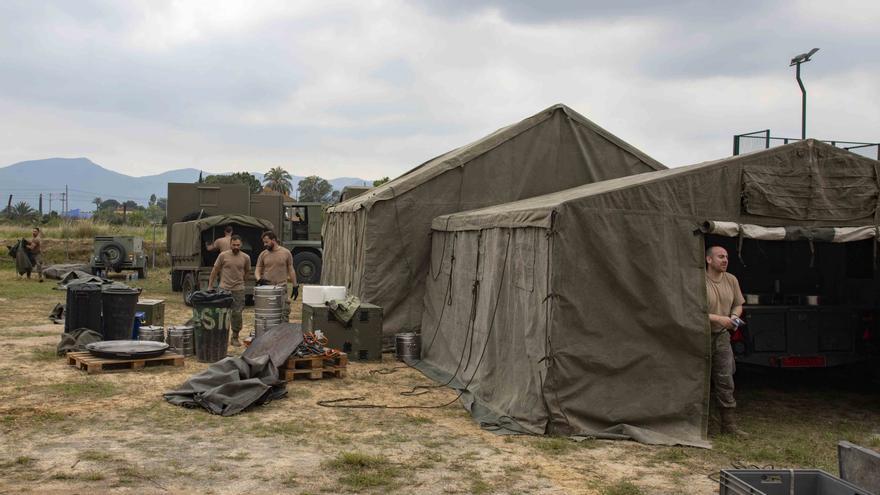 El Ejército desembarca en l’Alcúdia de Crespins