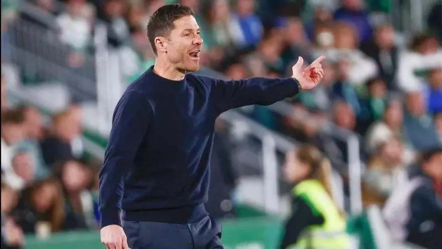 El Real Madrid forzará un fichaje para Xabi Alonso en invierno