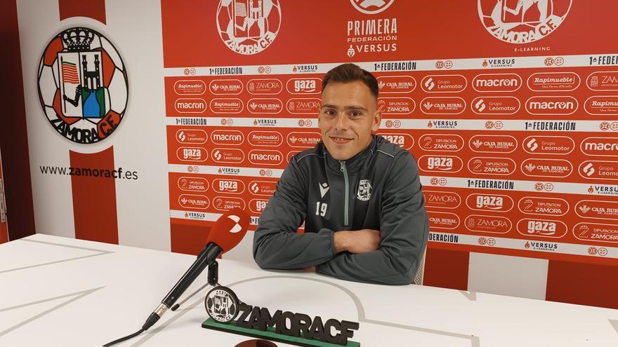 Fermín Sobrón, portero del Zamora CF, sobre Altube: "Nuestro objetivo es el mismo"