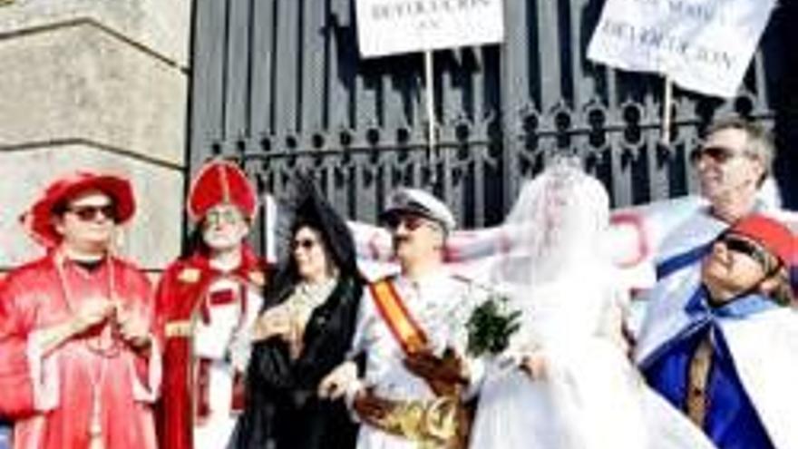 Leticia Giménez-Arnau: Una boda bufa se ríe del enlace de la bisnieta de Franco en el Pazo de Meirás