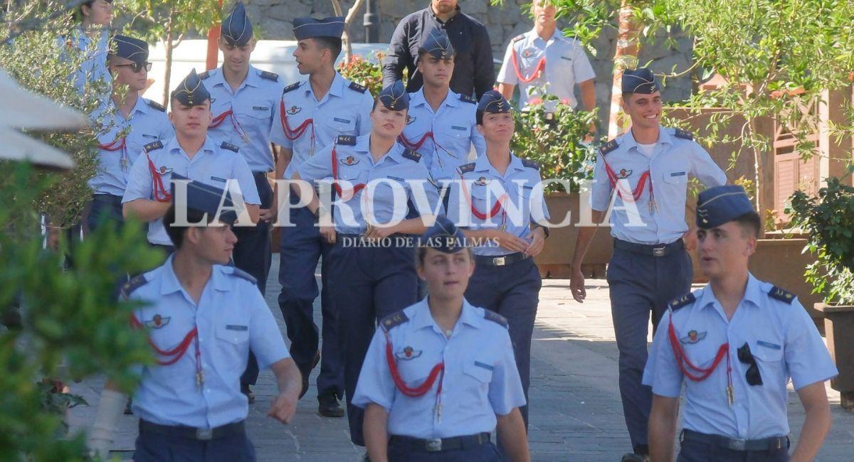La princesa Leonor en Tejeda (Gran Canaria), junto a sus compañeros de la Academia General del Aire y del Espacio