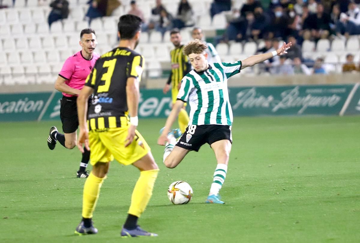 Las imágenes del Córdoba CF - San Roque