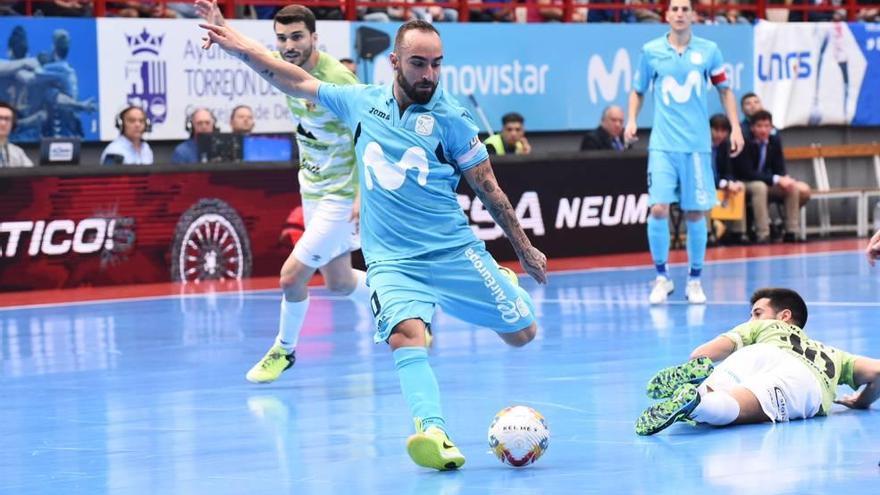 Ricardinho volvió a ser fundamental para el Movistar anotando dos goles.