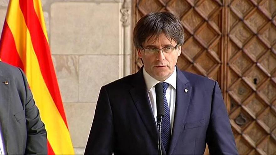 Puigdemont y Junqueras muestran su apoyo a Homs