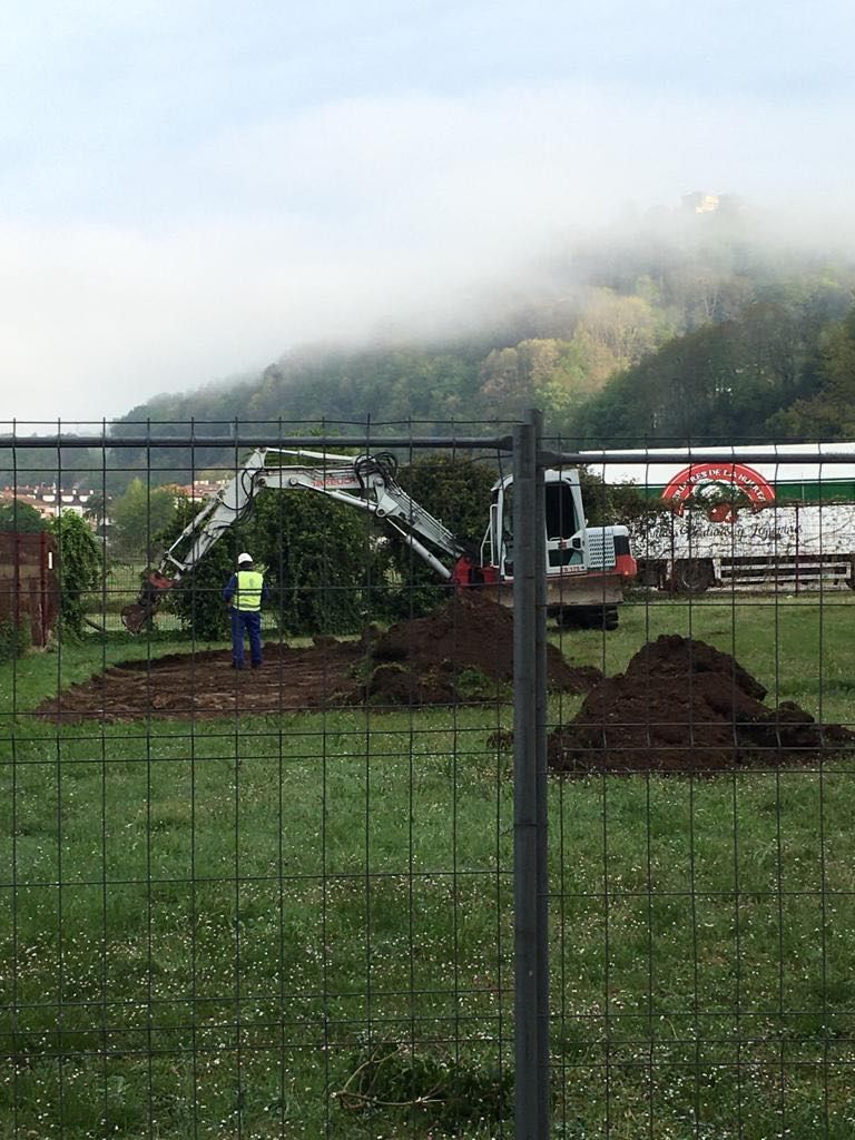 Iniciadas las obras para que la estación de autobuses de Cangas de Onís tenga talleres