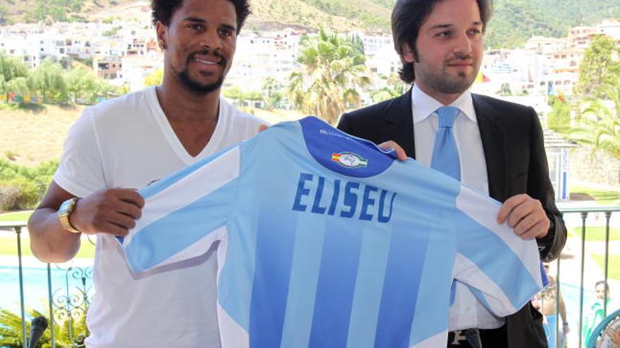 Eliseu, junto a Abdullah Mohamed Ghubn en el Gran Hotel de Benahavís.