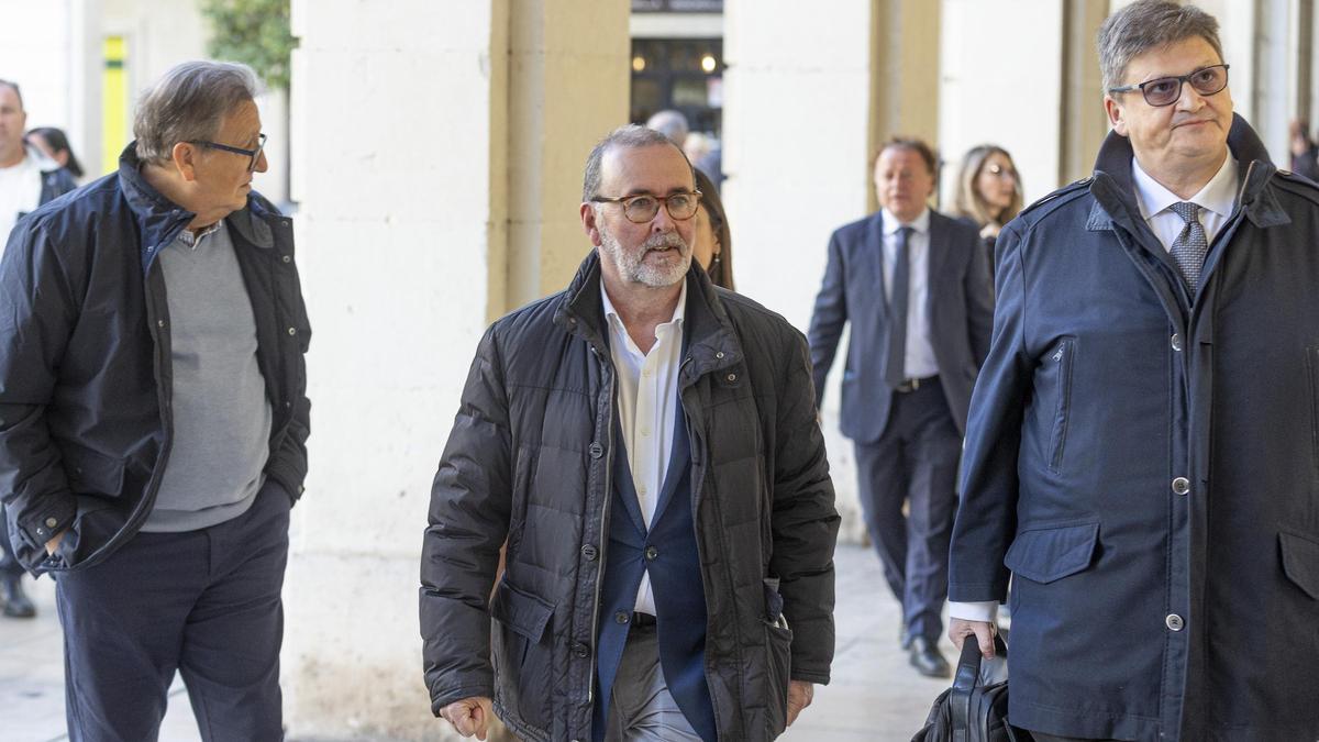 Juanjo Berenguer, a su llegada a la Audiencia Provincial el pasado mes de febrero por el caso de fraccionamiento de contratos.