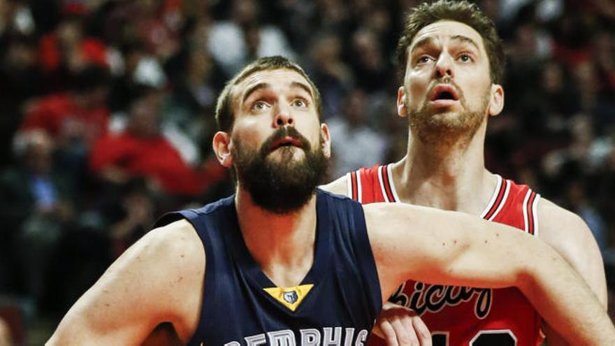 Marc y Pau Gasol, frente a frente esta temporada.