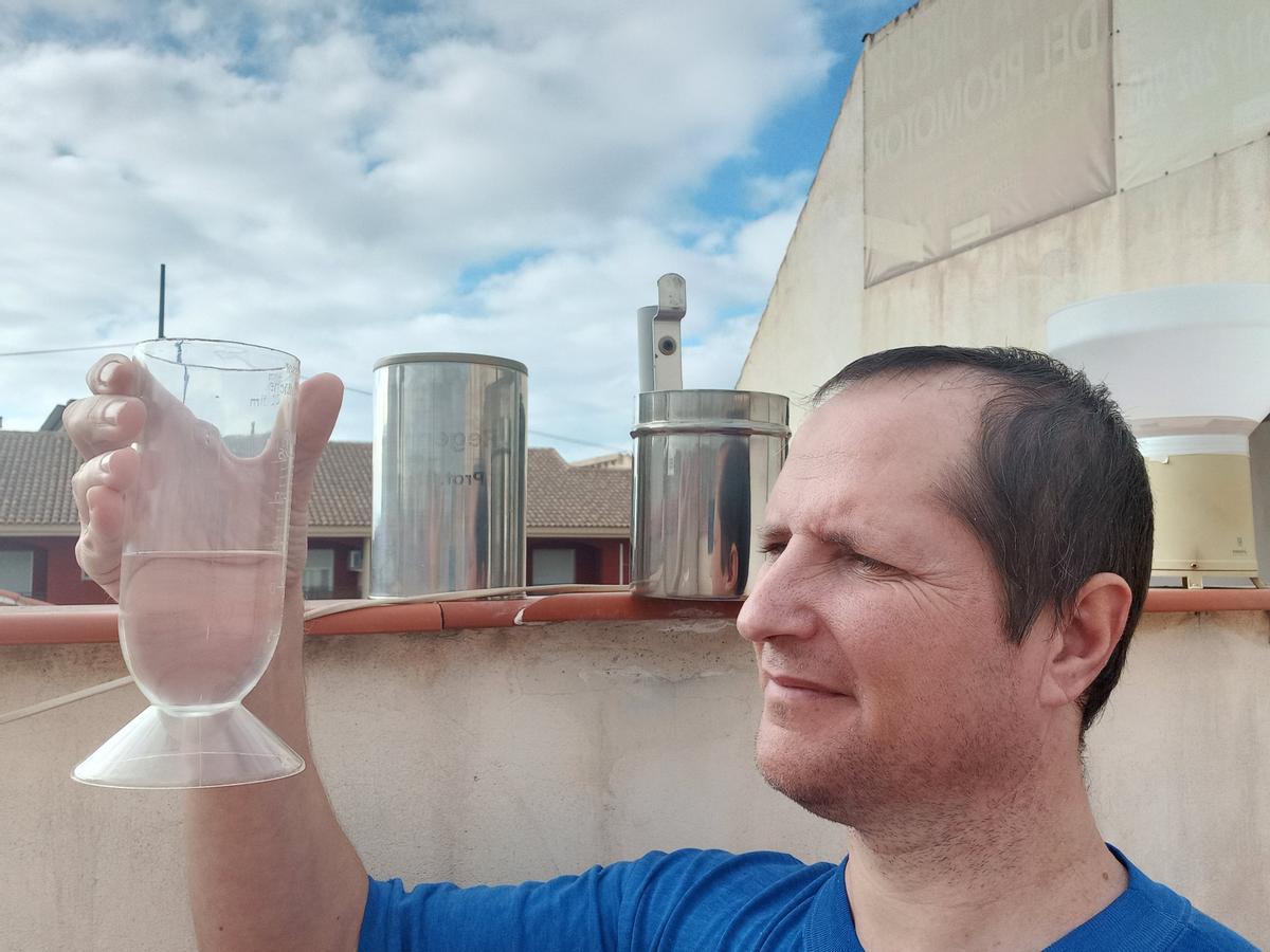 Meteoclimatic. José Manuel Campoy, aficionado a la meteorología de Archena, en Murica, y miembro de la red Meteoclimatic