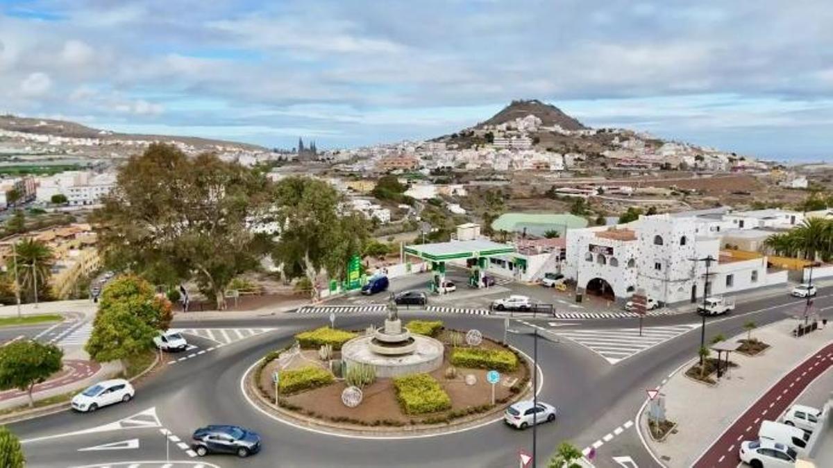 Rotonda del Mesón Canario en Arucas, que conduce al Paseo Venezuela.