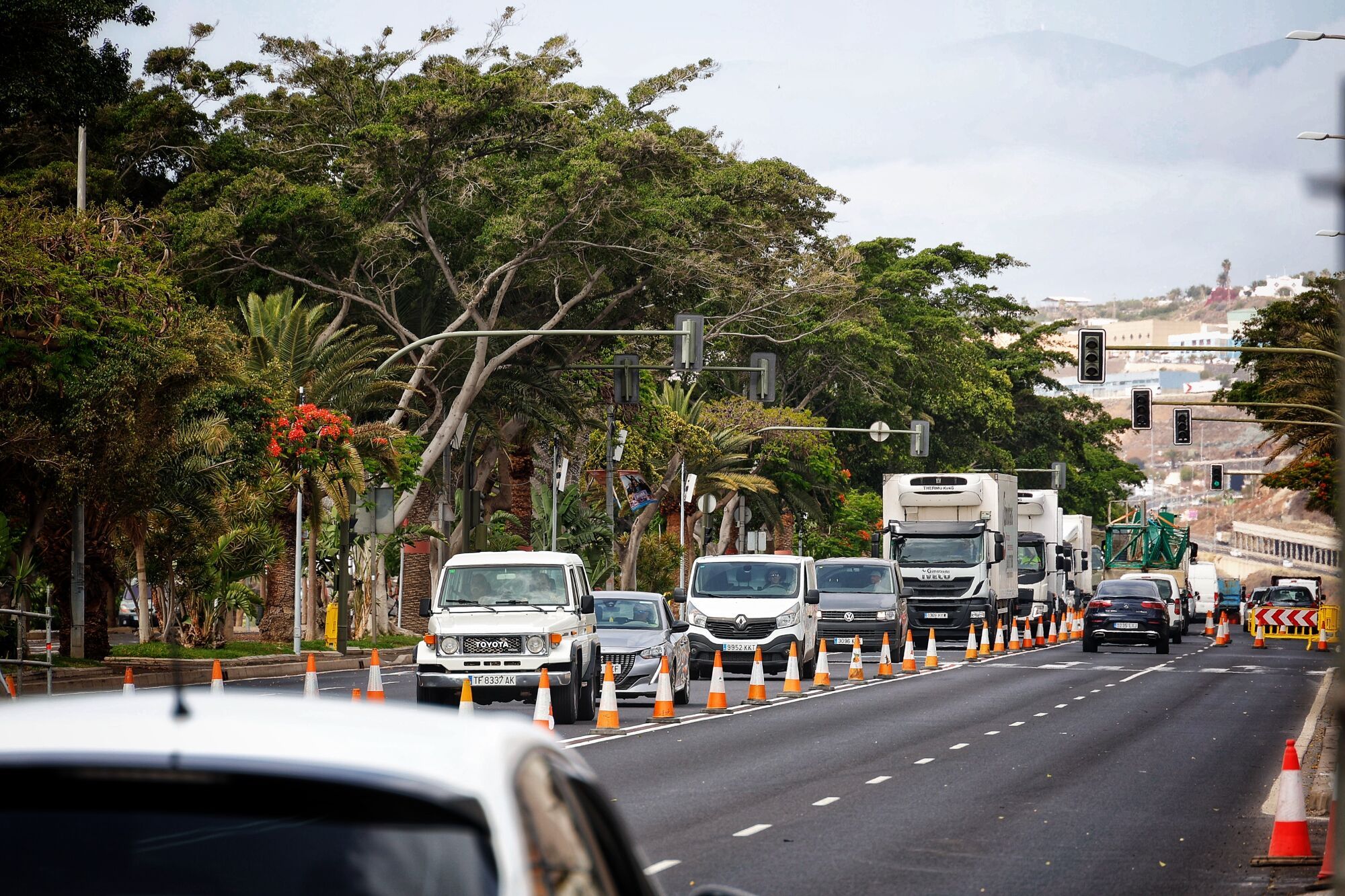 Cortes y colas en Santa Cruz por los preparativos para el Día de las Fuerzas Armadas
