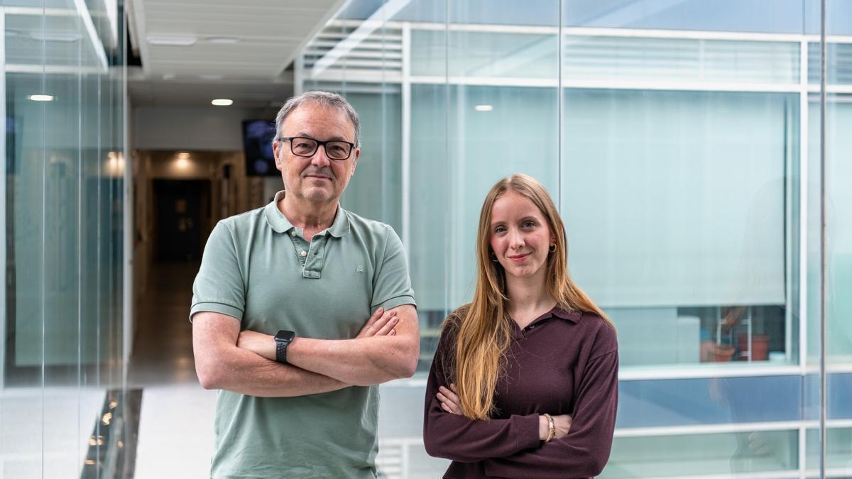 Los investigadores José Capmany y Cristina Catalá.