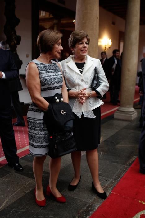 Ambiente en el hotel de la Reconquista la mañana del día de entrega del los premios Princesa de Asturias