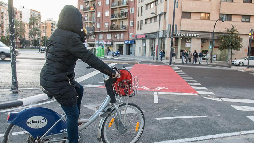 La mesa de la movilidad propone limitar los grupos turísticos en bici