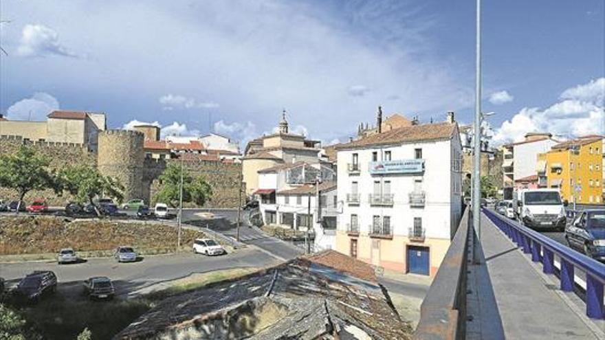 El presupuesto destinará a empleo en Plasencia 700.000 € más que este año