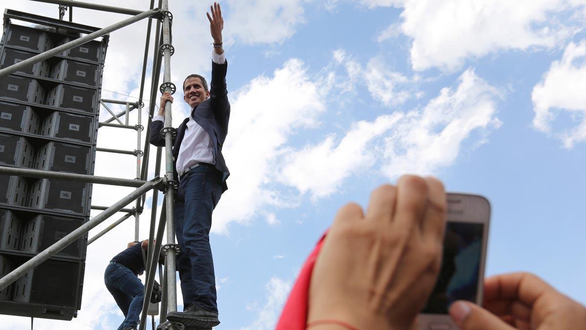Regreso triunfal de Juan Guaidó a Venezuela.