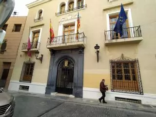 Antifraude desvela que el Ayuntamiento de Callosa de Segura pagó 187.885 € al marido de la secretaria sin contrato