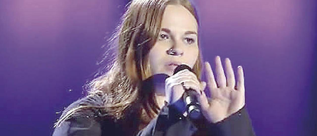 La gallega Irene Caruncho, durante una actuación. // Telecinco