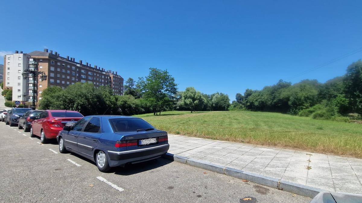La parcela municipal en la que se levantará la nueva instalación.