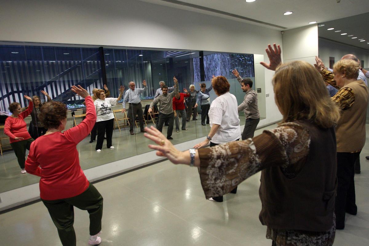 Les dones protagonitzen l’envelliment actiu: copen les universitats i tallers per a gent gran