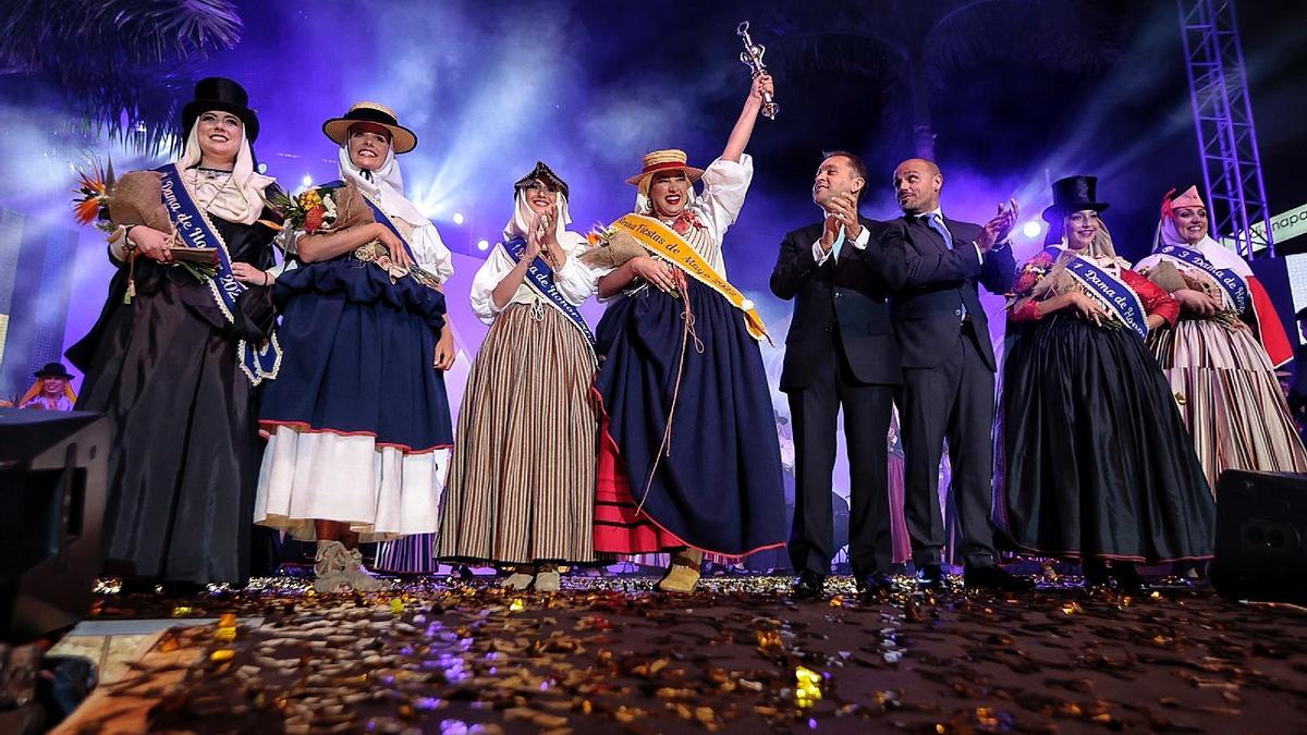 Laura Rodríguez, coronada como reina de Mayo en 2022.