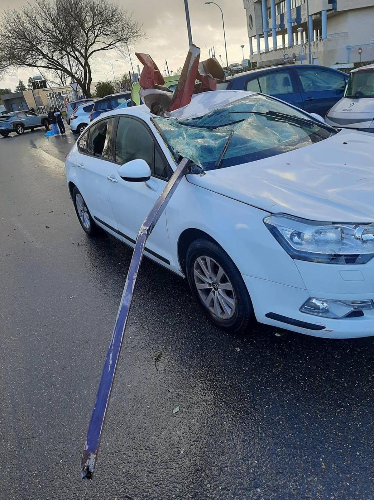 Fotogalería | Un tornado provoca numerosos destrozos en Plasencia Fotogalería | Un tornado provoca numerosos destrozos en Plasencia