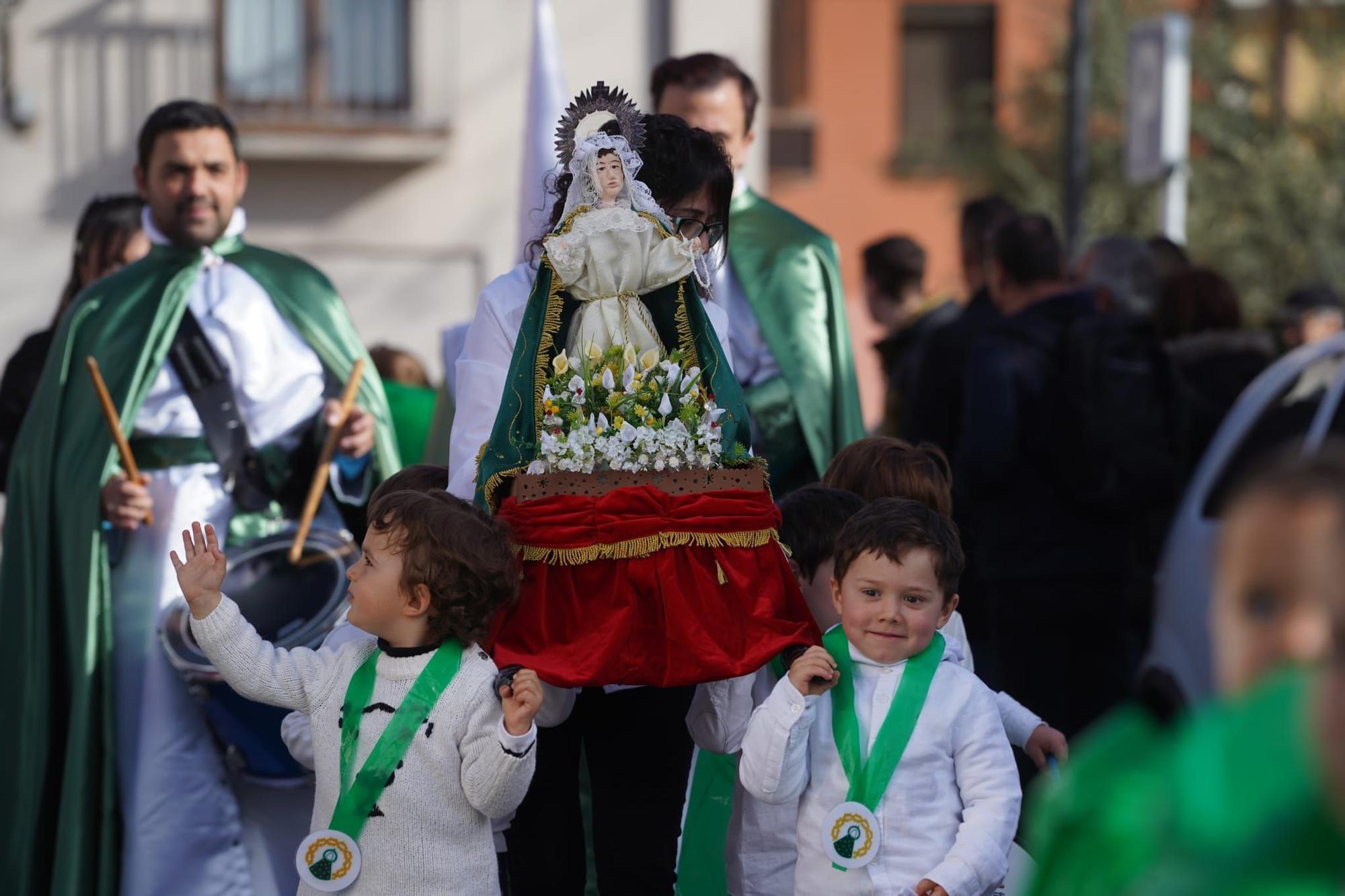 GALERÍA | La Esperanza ya está en las calles de Zamora... en versión "mini"