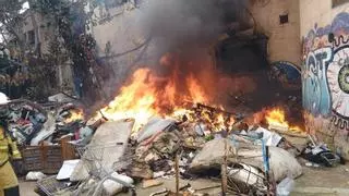 Alarma por un incendio declarado en la antigua cárcel de Palma