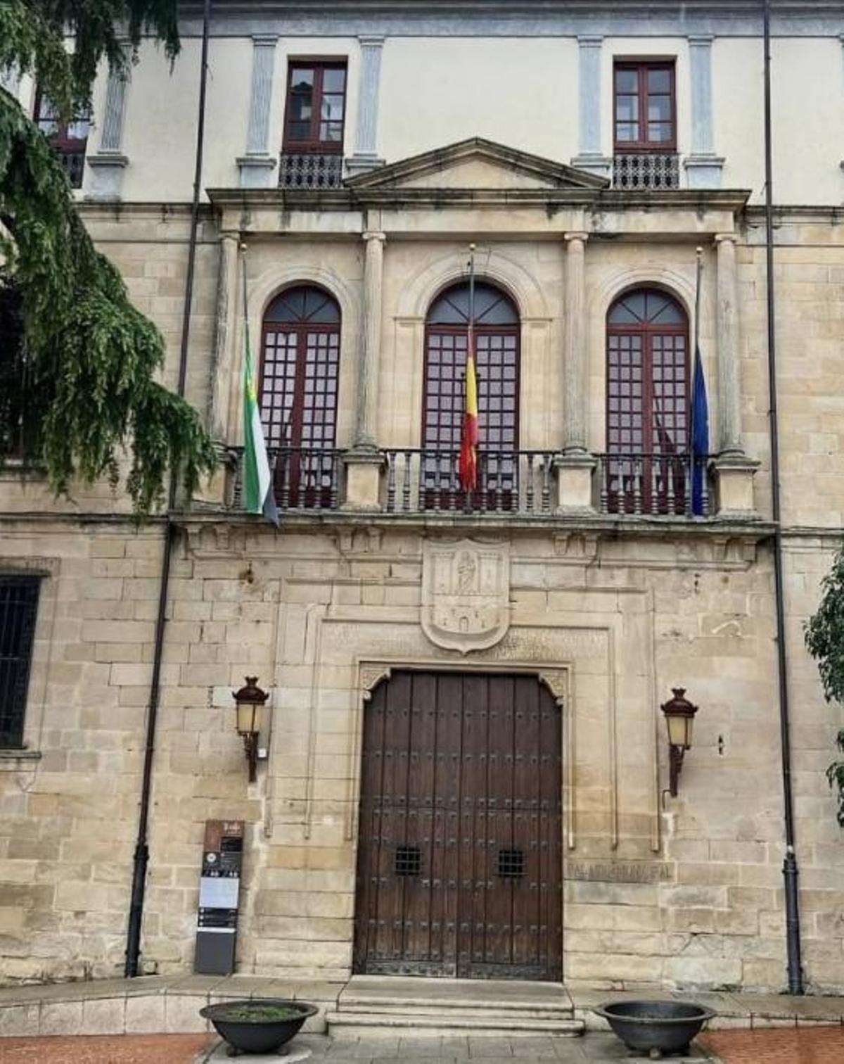 Fachada del Ayuntamiento de Trujillo