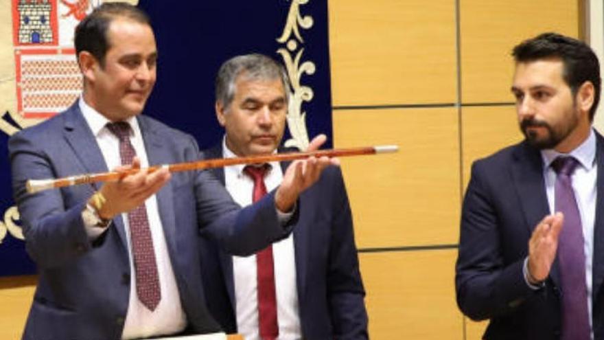 Blas acosta asume la presidencia del Cabildo de Fuerteventura tras la moción de censura contra Lola García