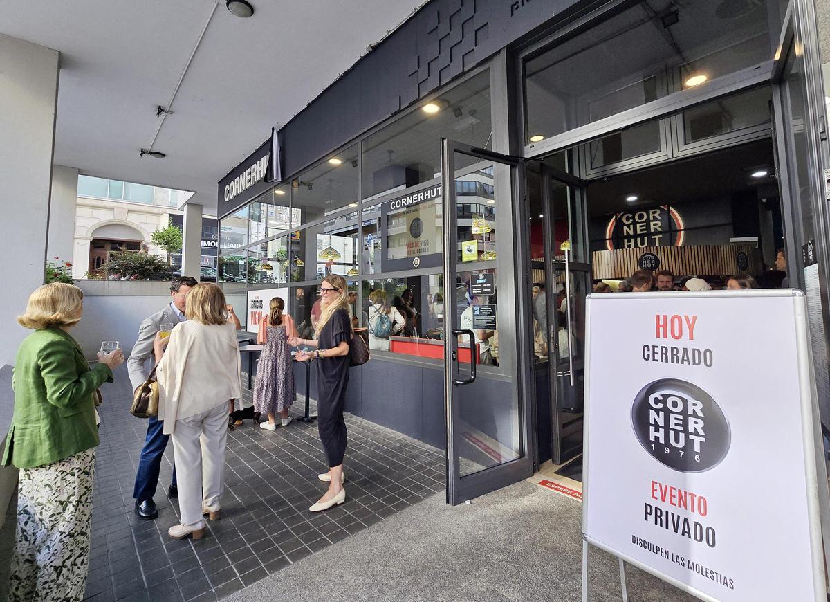 El mítico Corner Hut de Vigo cumple 50 años