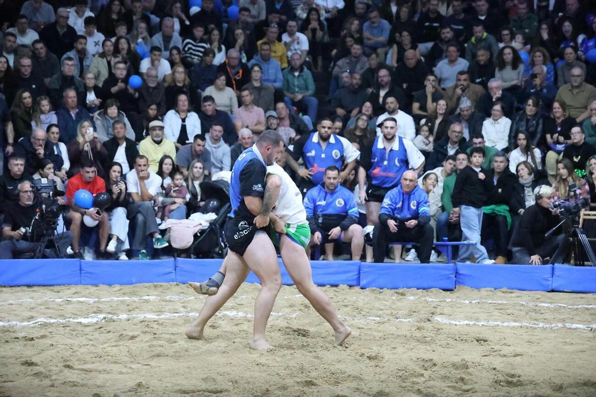 El Club Lucha San Bartolomé vence al Club Lucha Tinajo en la final de la Liga Senior en Lanzarote