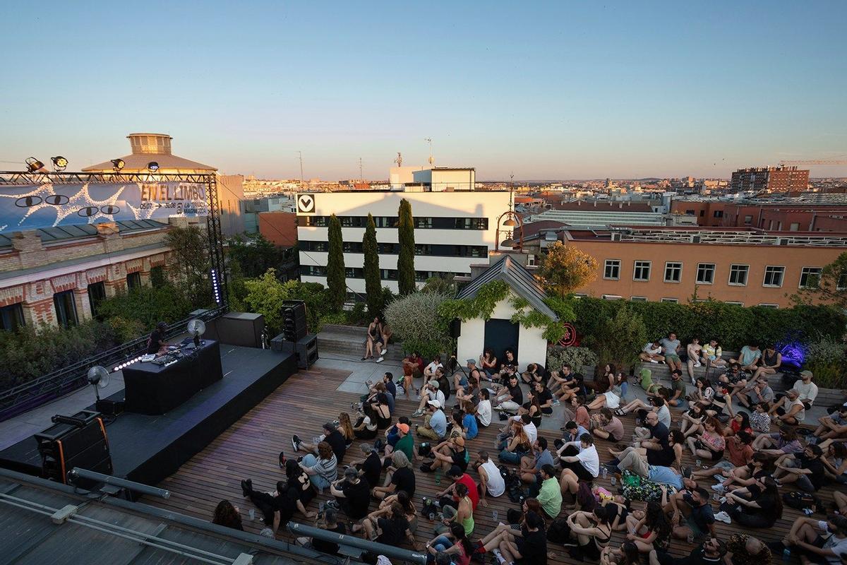 TARDES MÁGICAS EN LA TERRAZA MAGNÉTICA (Madrid)