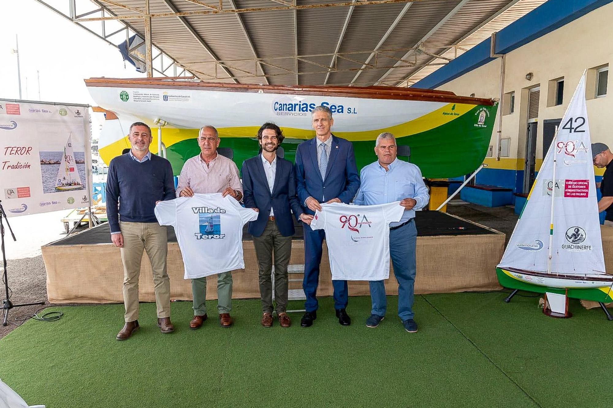 Vela latina: presentación del bote Villa de Teror