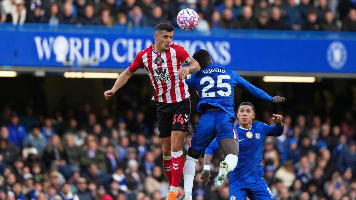 Xhaka, durante la victoria del Sunderland en Stamford Bridge