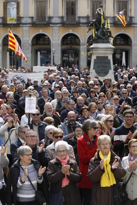 Més de 2.000 gironins es mobilitzen contra «l'estafa» de les pensions