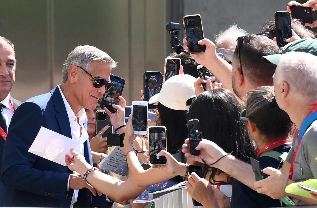 Clooney, aclamado por los fans.