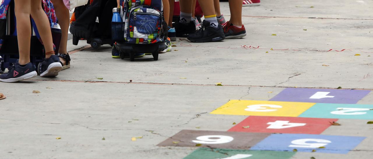 Descienden los contagios en los colegios e institutos