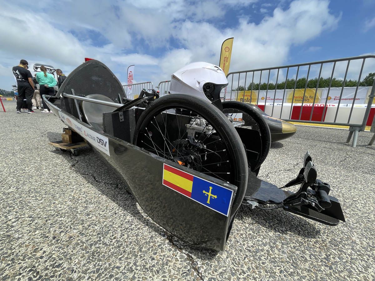 El "coche fantástico" de Barredos triunfa en Francia