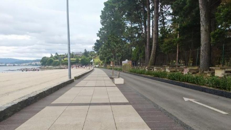 Adiós a la pasarela de madera de la playa de Gandarío: el Concello la sustituirá por un paseo de baldosa para reducir costes