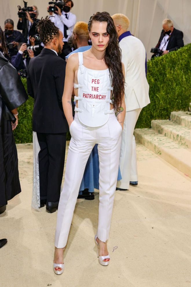 Cara Delevigne en la Gala MET 2021