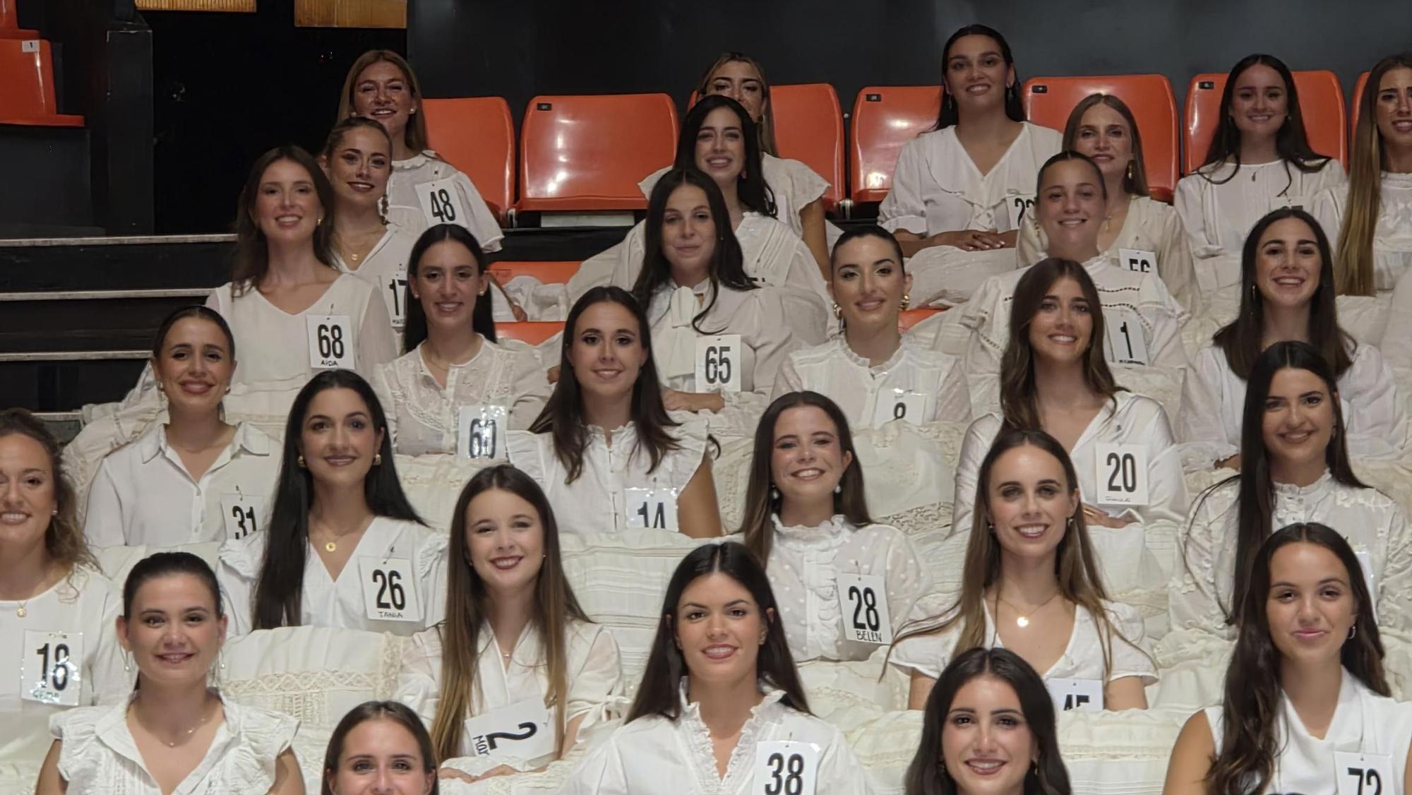 Asi ha sido el ensayo de la elección de candidatas a Falleras Mayores de València 2026