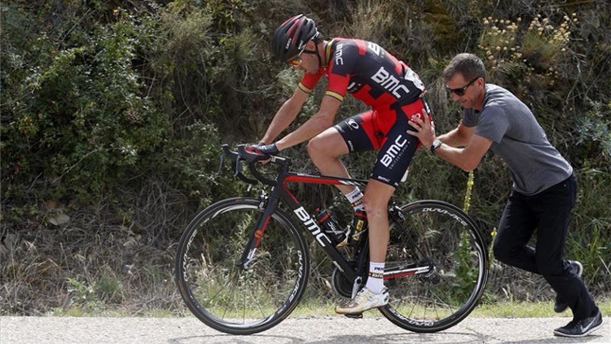 Samuel Sánchez se retira de la Vuelta por una infección en una uña de un pie