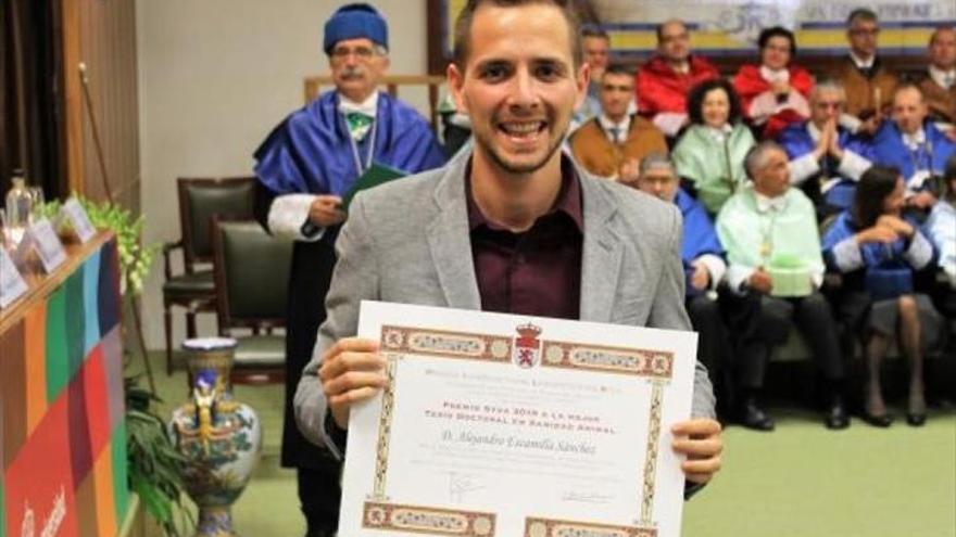 Premio a la tesis de un estudiante de la UCO sobre salud animal