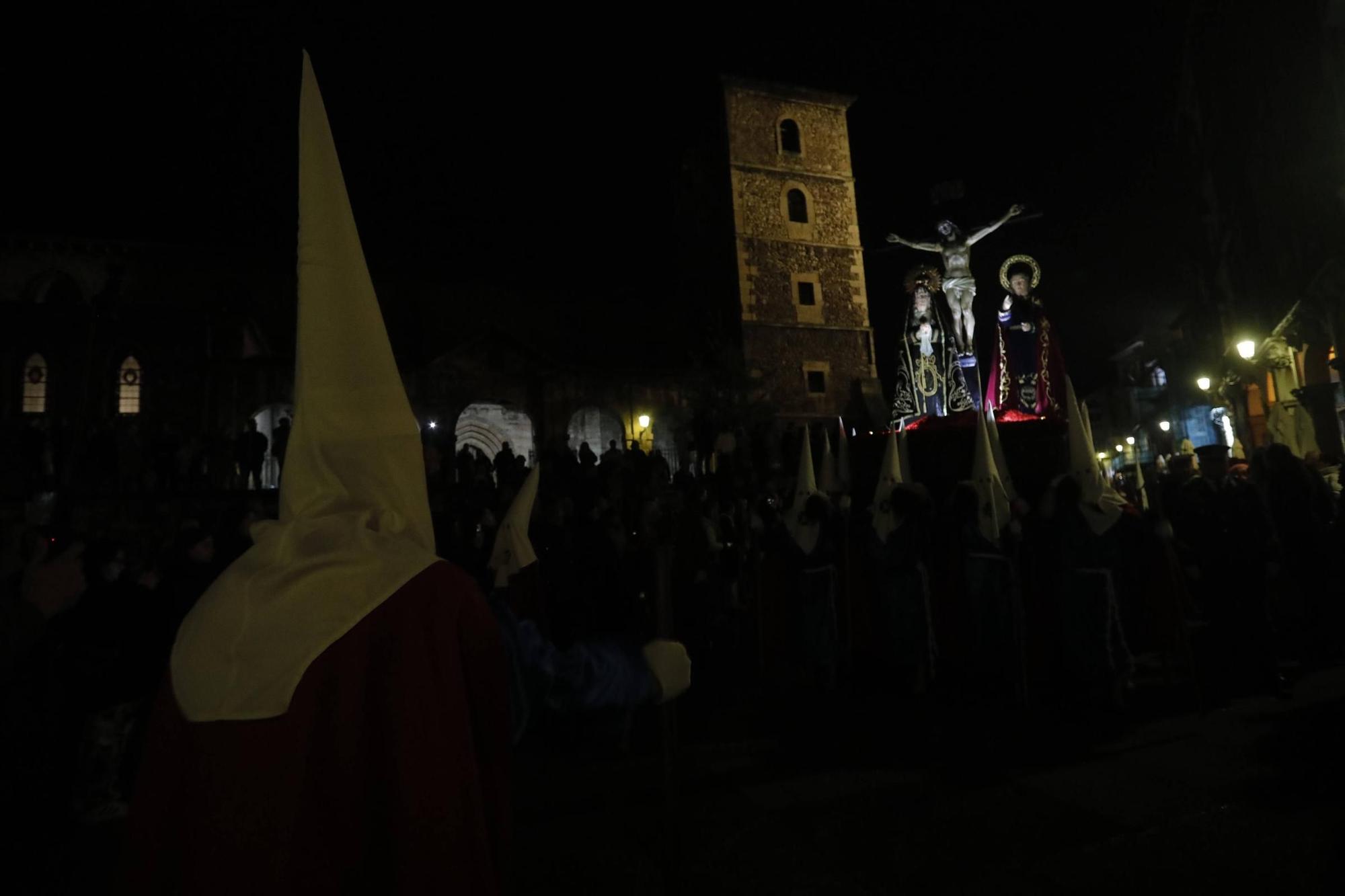 Procesión del Silencio en Avilés