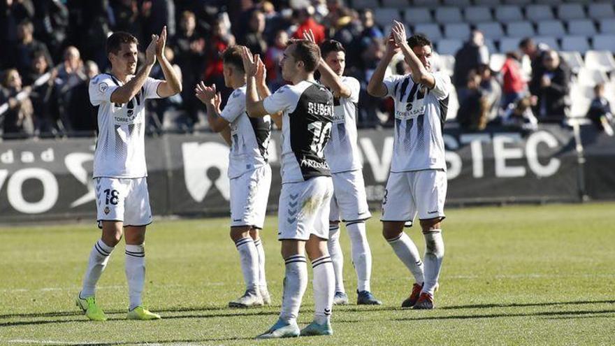 Líderes de Segunda B piden un «protocolo claro» a la Federación