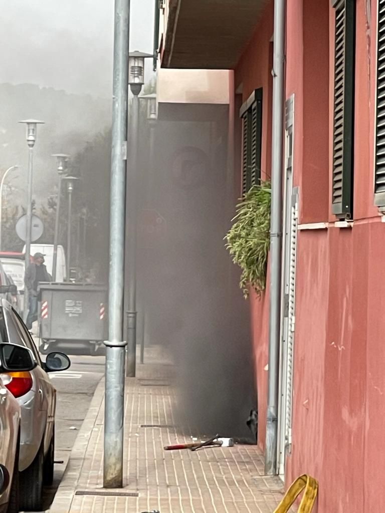 Incendio en un aparcamiento subterráneo en sa Pobla