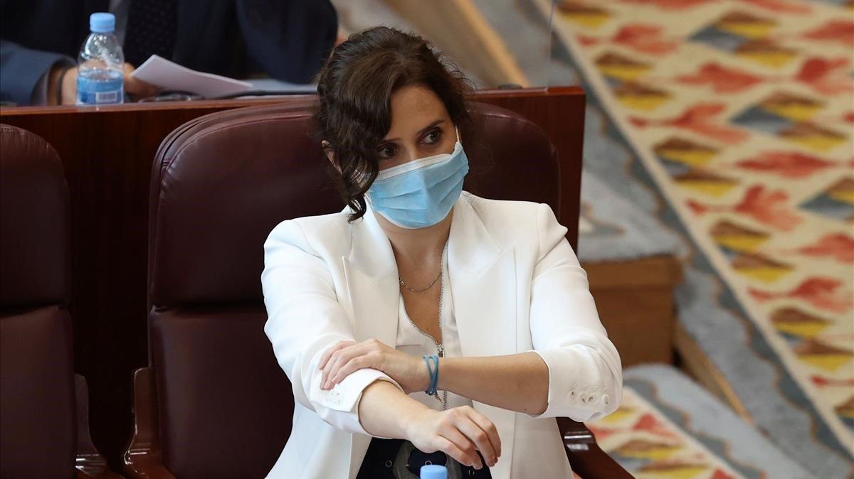 La presidenta de la Comunidad de Madrid, Isabel Díaz Ayuso, en la Asamblea de Madrid.